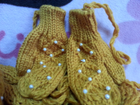 Наша семья свяжет под заказ оригинальные шапки