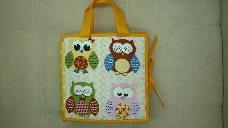 Развивающая книжка в виде сумочки!