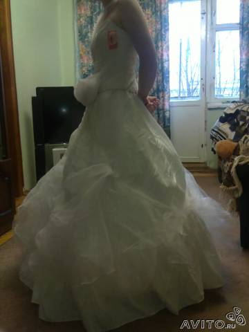 Платье новое. бюджетный выриант))))