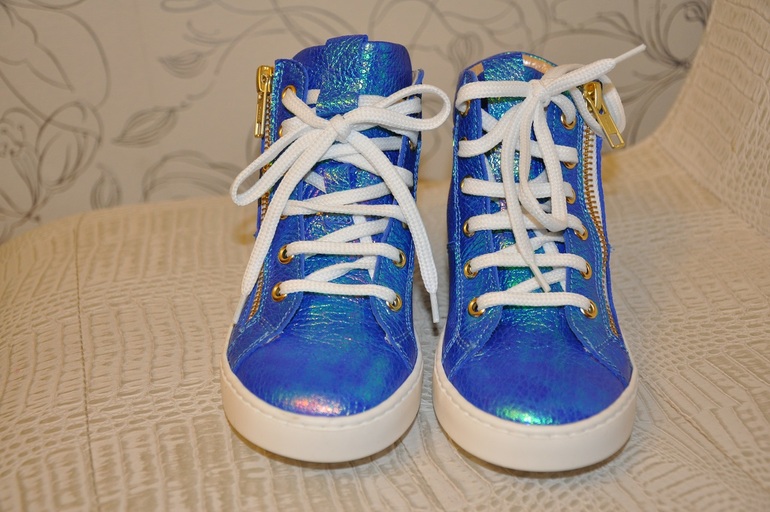 Потрясающая красота!!! Миллион фото)))