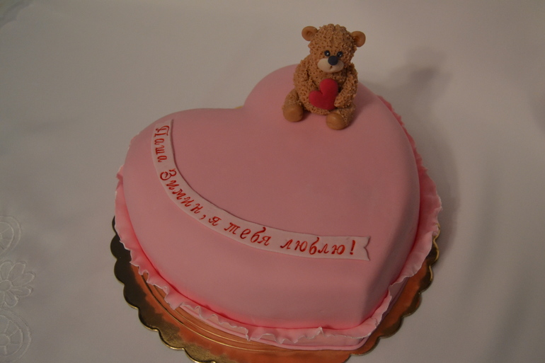 два торта на день влюблённых