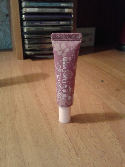 Фанатею от корейской косметики:)))