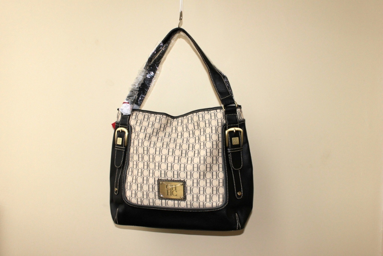 Модная Carolina Herrera за 1548 руб. Москва, почта