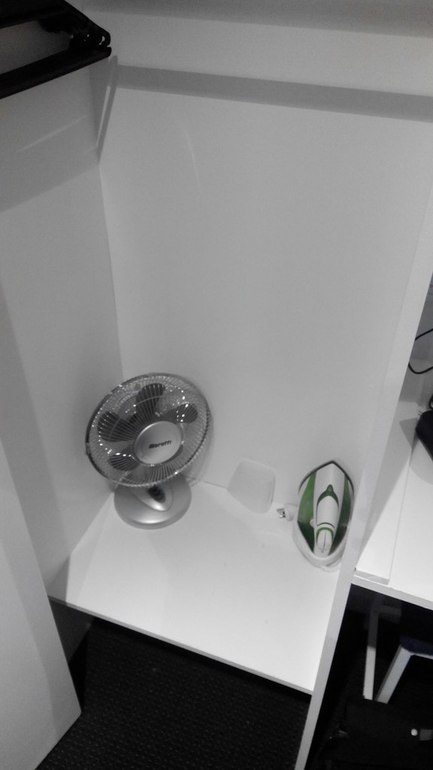 Он прилетел в НЗ)