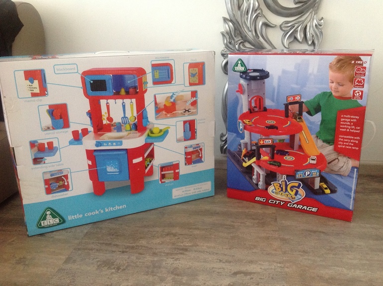 Привезли нам игрушки elc или скидки в elc и фото:)