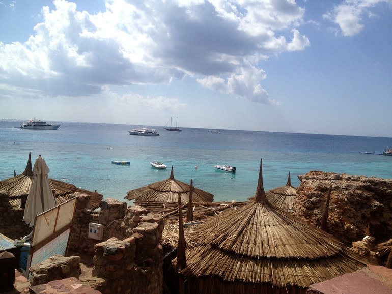 Отдых в отеле Faraana Reef Resort 4*