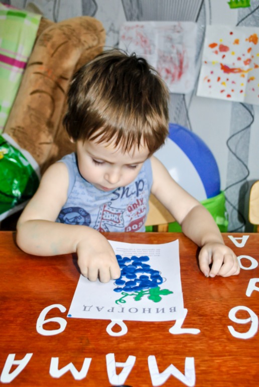 Готовим с детьми. Капкейки с изюмом и орехами.