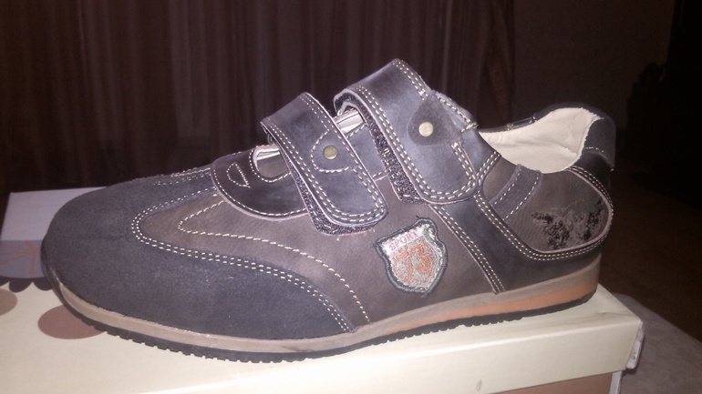 Новые кожаные ботинки 37 размер-700 руб