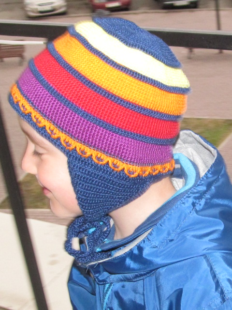 Теперь и у нас есть эта шапка..