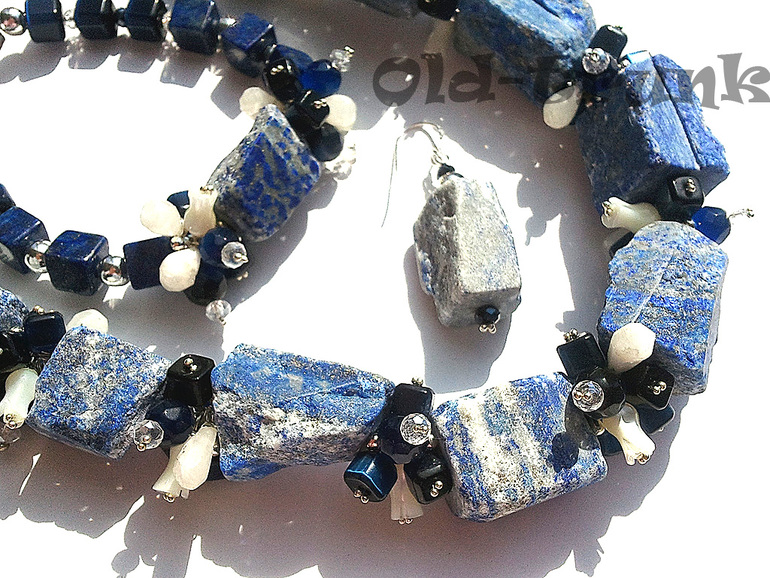 Джинсовый стиль и капли воды.