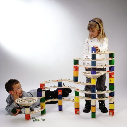 Чудеса случаются :) Знакомьтесь, конструктор Quadrilla от Hape!