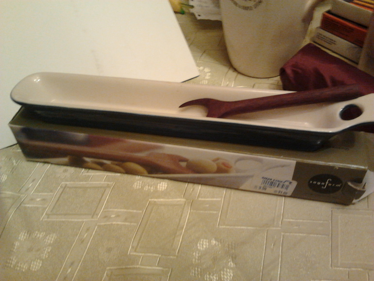 Для дома. Статуэтки, фигурки, корзинки, тушь, пластика, упаковочные ленты. Все новое.