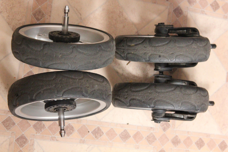 Продам Коляску BABY JOGGER City Mini 4 weel Бэби Джоггер Сити Мини 4 колеса