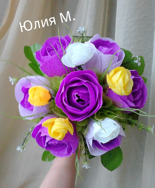 Два ручных букета.