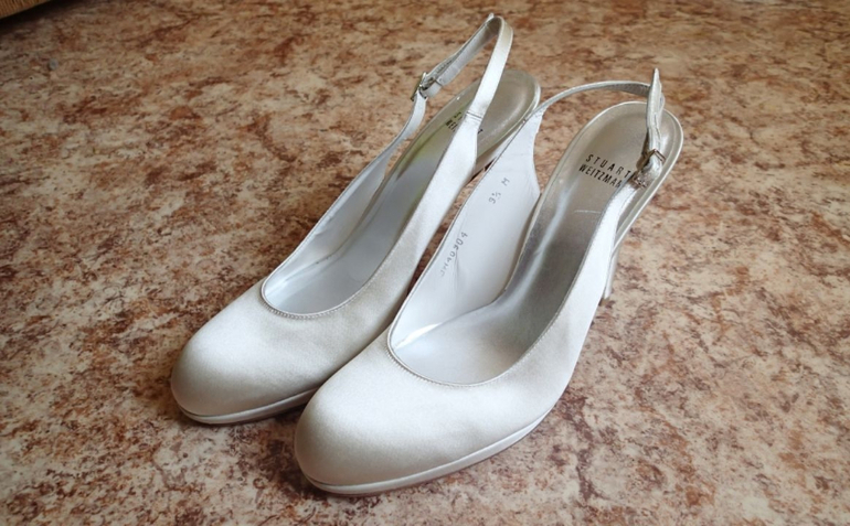 Новые атласные свадебные туфли 39 р-р (цвет ivory) 3500р.
