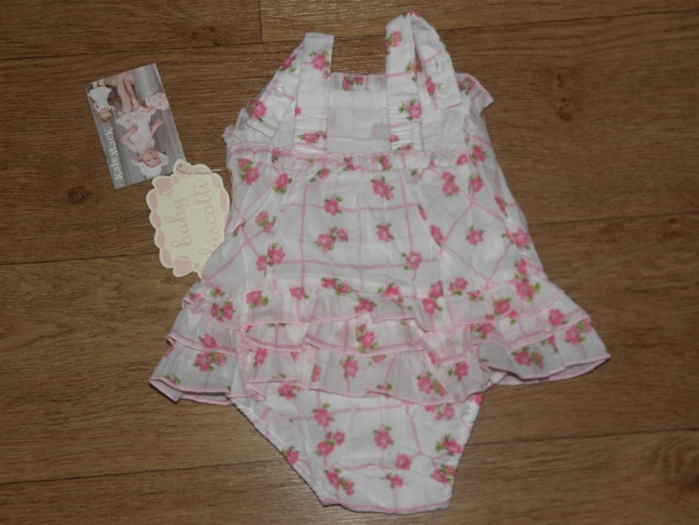 Все в наличии для девочек и мальчиков от 0-6 лет. США(осень/зима/лето)