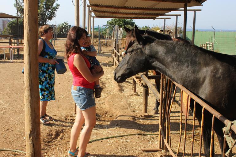 Испания с ребенком 1 и 2 месяца.
