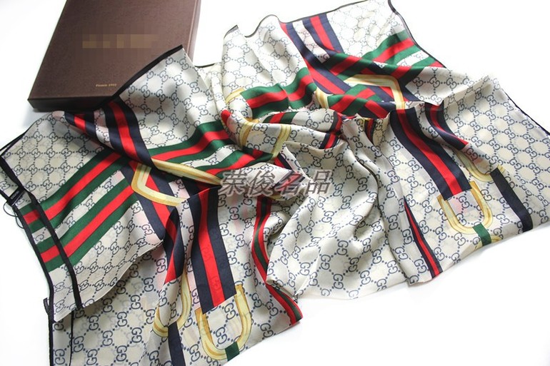 Аксессуары для всей семьи!!! (шапки, платки, комплекты) Весенние обновления!