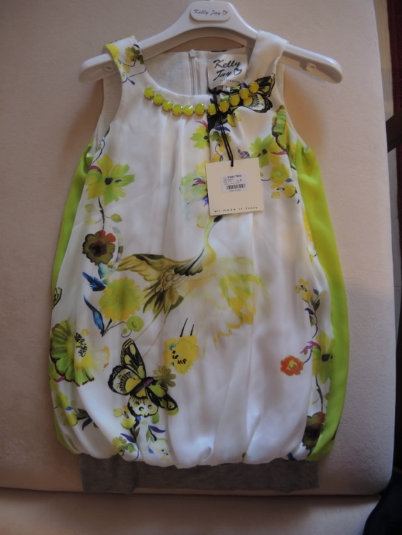 Платье Loredana р. 8 ц. 6200 скидка до майских - 500 руб +почта в подарок!!!