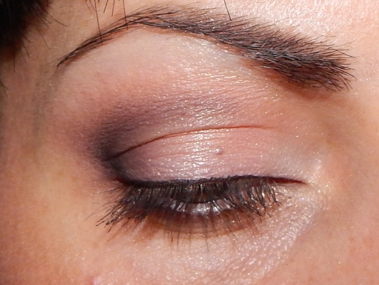 1  макияж  с палеткой Sleek