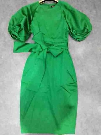 Что за фирма и где можно прикупить такие платьица????