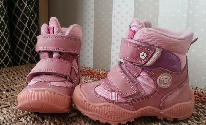 обувь лето и зима (половина и на мальчика) разных размеров