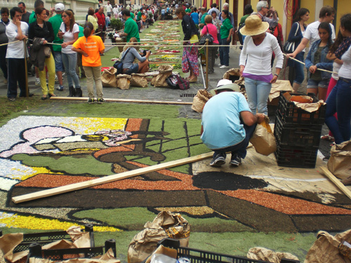 Праздник ковров в Ла Оротаве.