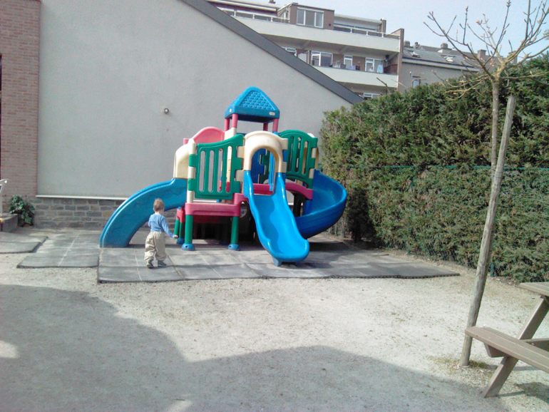 Томатис-терапия в Атлантисе. Фото с нашего 1 курса.