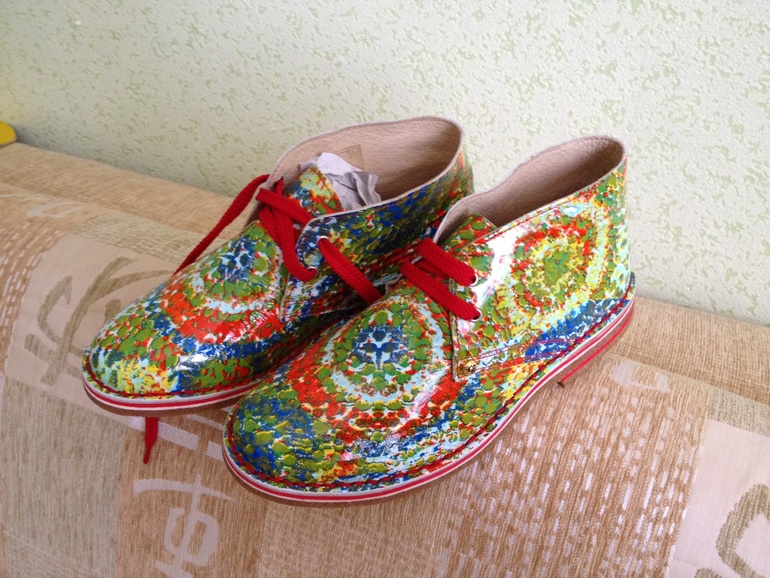 Весь пристрой обуви и сумок! а так же РАСПРОДАЖА!