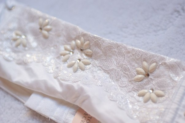 Нижнее бельё и костюмчик от Victoria`s Secret