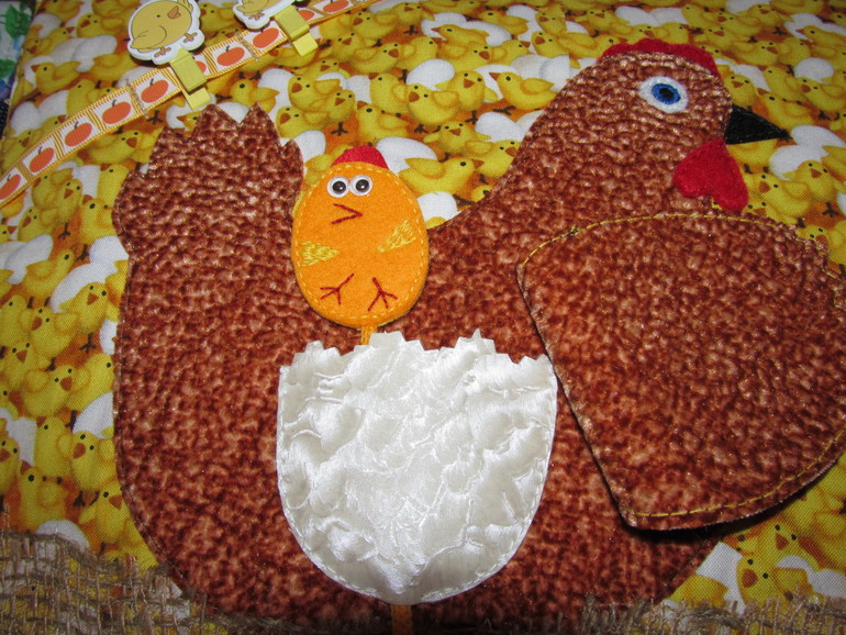 3 развивающие книжки.