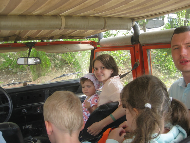 Наша первая заграничная поездка с семьей!