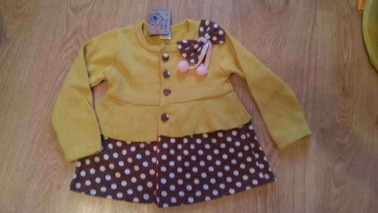 В наличии !!! Красивое платье на пуговичках с бантиком (песочного цвета) - 420руб.