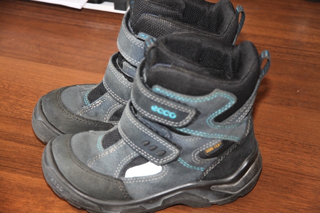 Обувь для мальчика . Размеры с 25-28