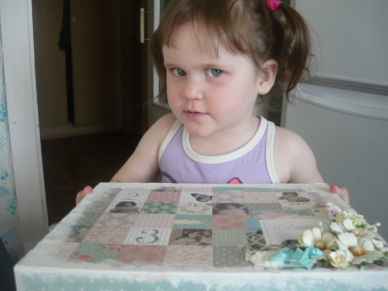 короб для хранения  памятных вещичек