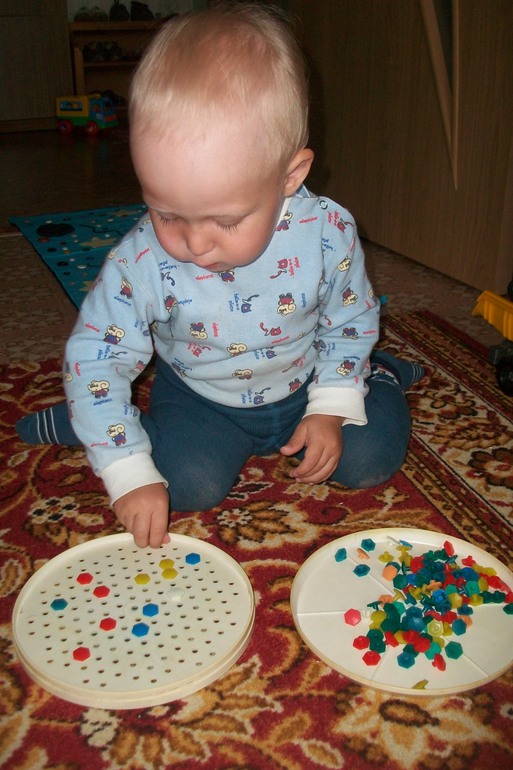 Наши развивалки в 1год 5 месяцев