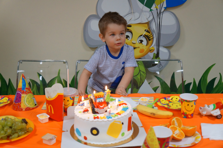 Вот и отметили 3 годика или как из 15 гостей пришли только 2))))