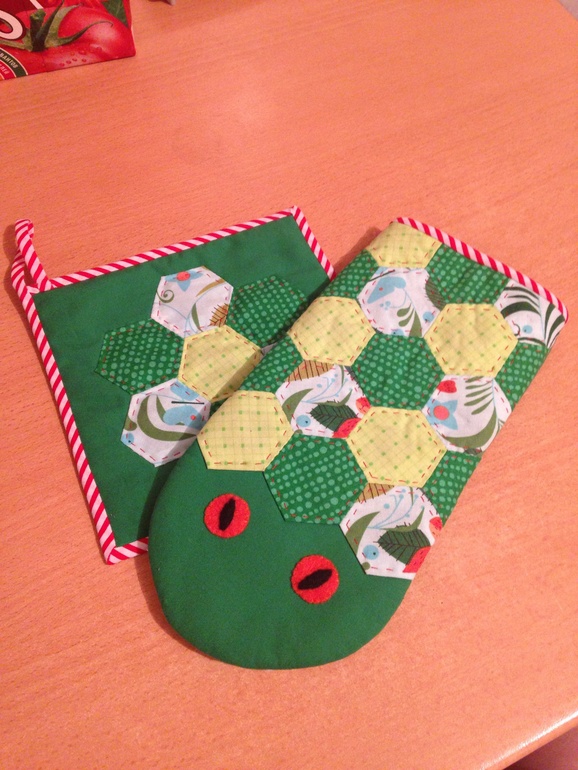 Еще прихватки)