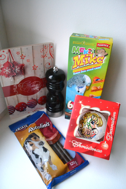 Просто невероятное количество подарочков от Катюшки