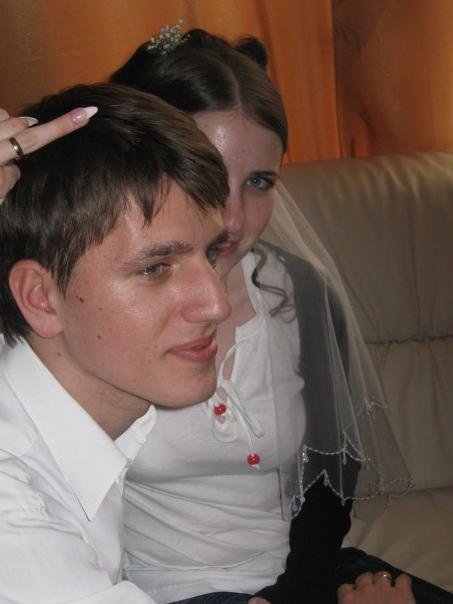 У нас сегодня 5 лет со дня свадьбы.