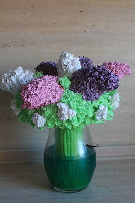 Торт для себя на 8марта,идею взяла у Натальи Карманцевой,за что ей огромное спасибо