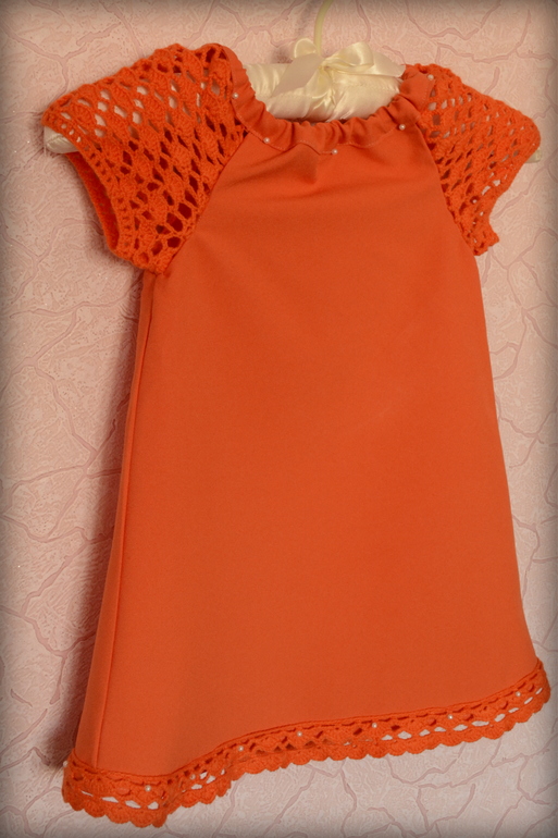 Платье на малышку