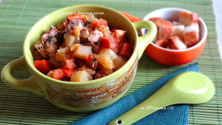 Овощное рагу со свининой и тыквой