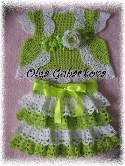 Комплект  на обмен связан для девочки 2-х лет..