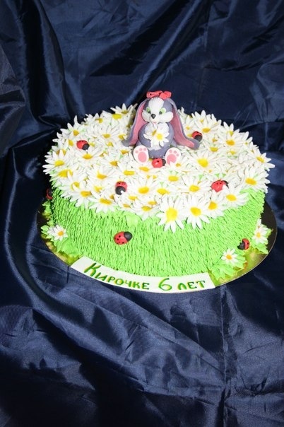 Зайка в ромашках