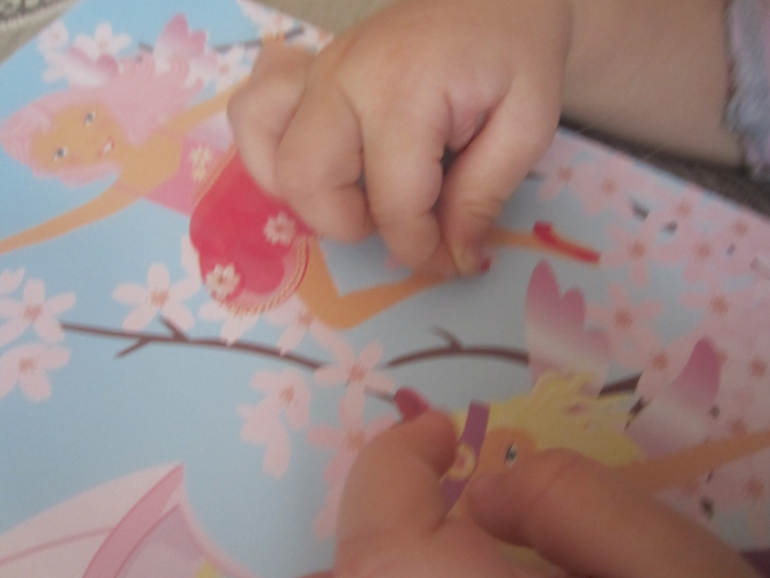 Любимые журналы ...ребенка не оторвать )))