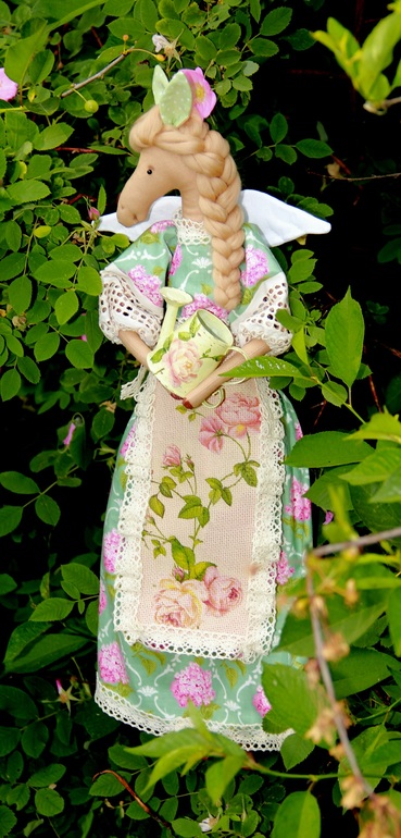 Лошадка Садовница