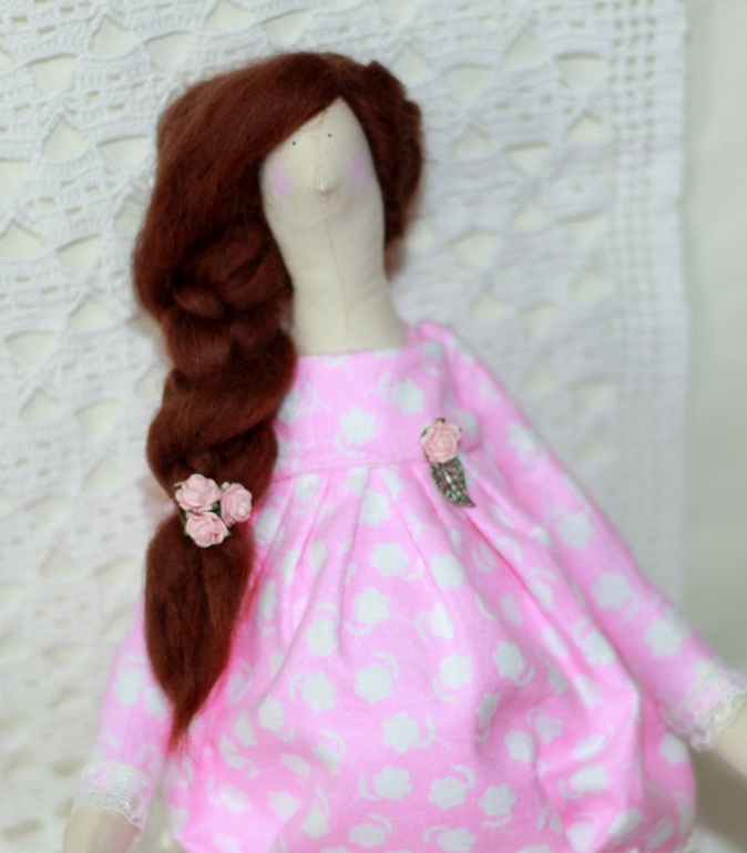 Беременная тильда в розовом