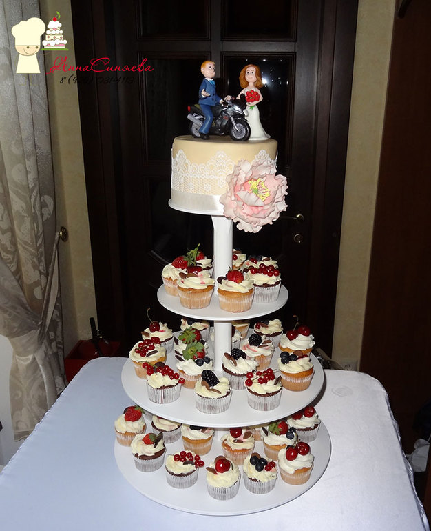 Торт свадебный