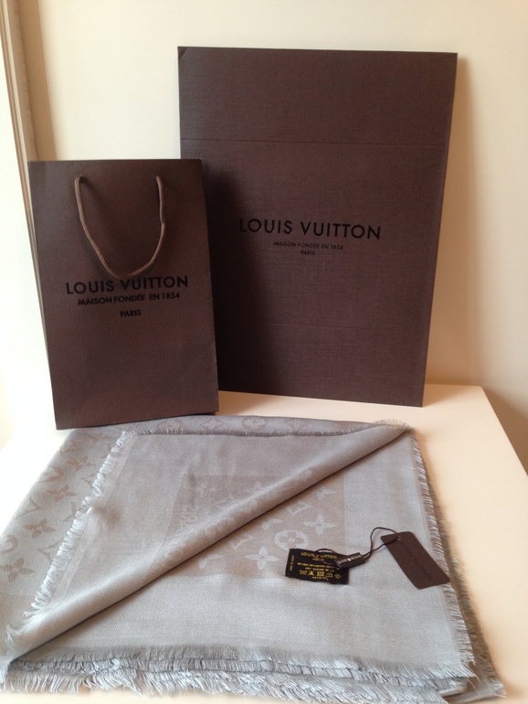 Палантины реплики Chanel, LV Почта, Москва